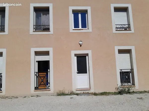 Immeuble 12 pièces 250 m²