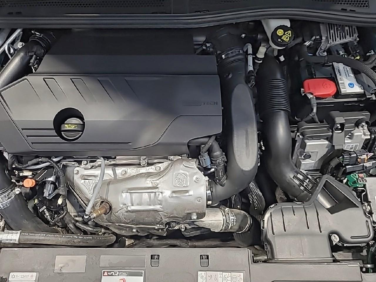Peugeot 308 sw phev 180 e-eat8 gt — photo 15