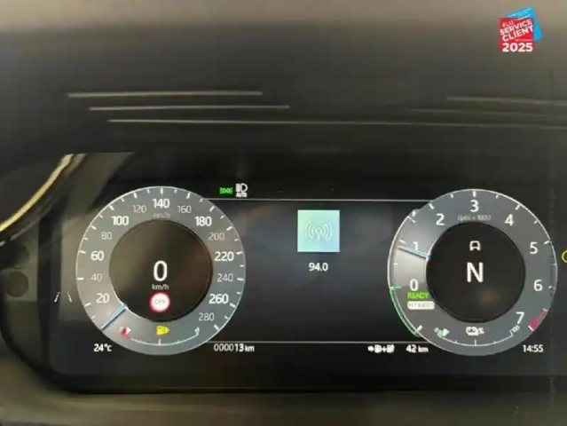 Land Rover Range Rover evoque 1.5 p270e phev 269ch midnight edition fuji white — photo 12