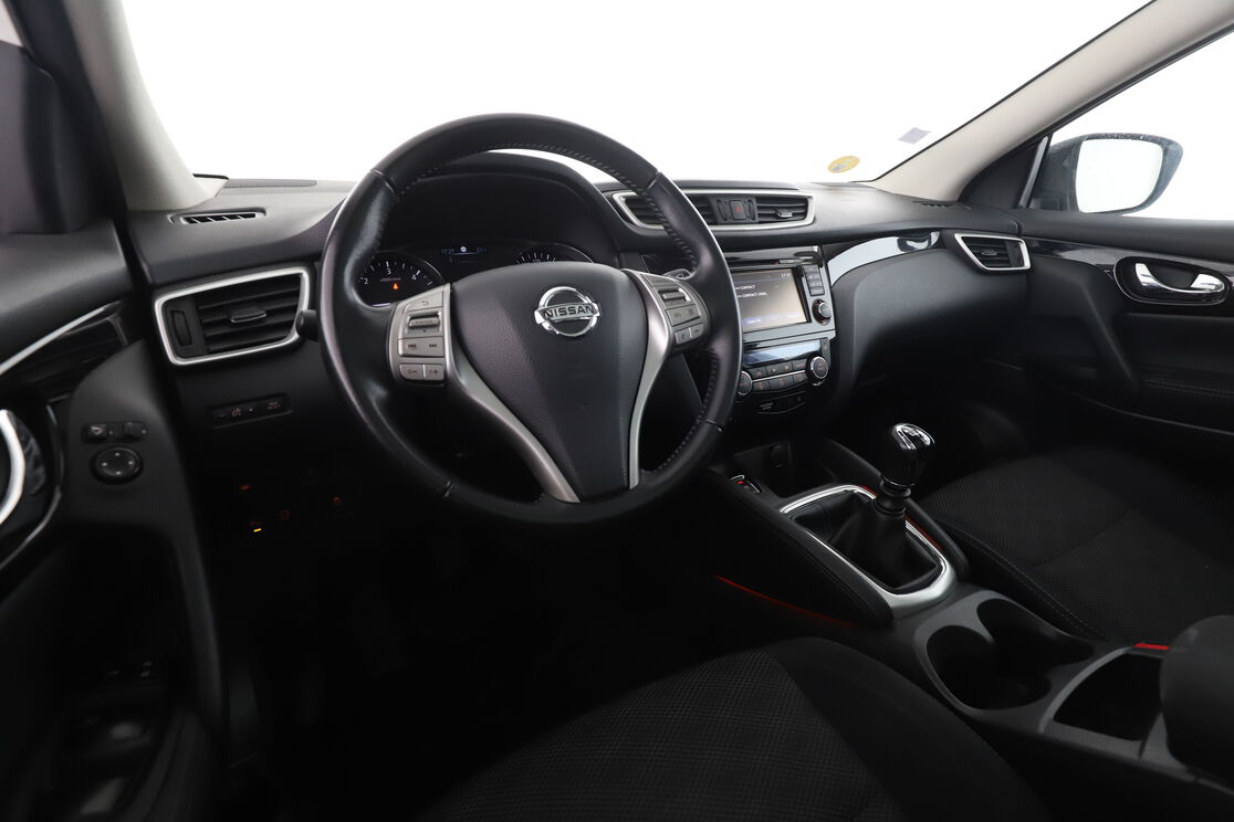 Nissan Qashqai 1.5 dCi Connect Edition — photo 10