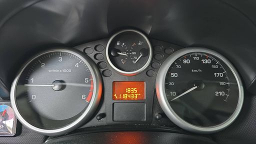Peugeot 207 1.4 HDi 68 - Plus – 2013 – 118433 km – Diesel – Boîte Manuelle — photo 19