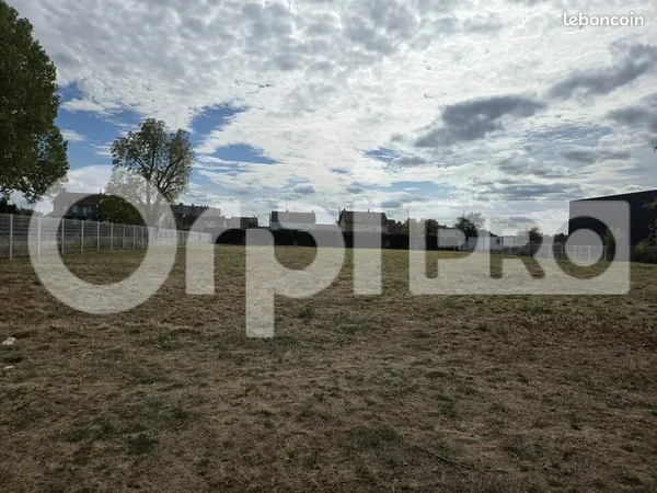 Terrain 4 000 m² Montlucon