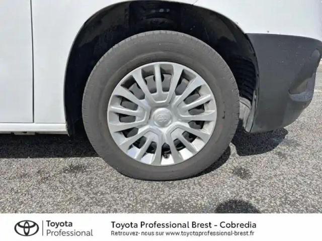Toyota Proace city medium 110 vvt-i dynamic mc23 — photo 8