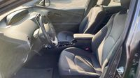Toyota Prius Hybride Rechargeable 122h Solar RC18 — photo 12