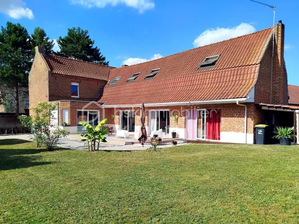 Maison 7 pièces 237 m²