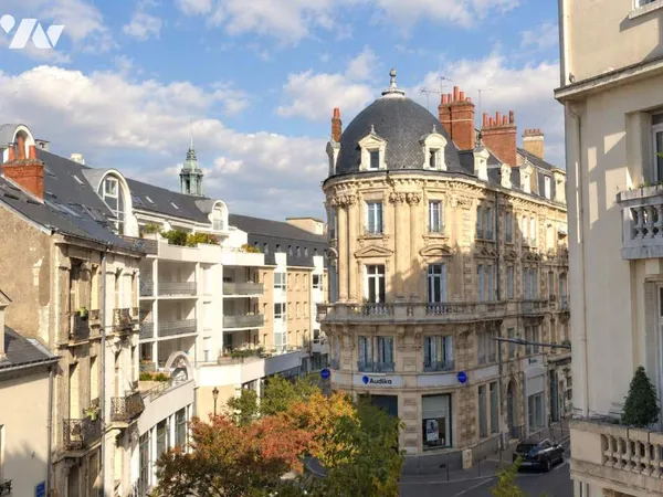 Appartement 5 pièces 147 m²