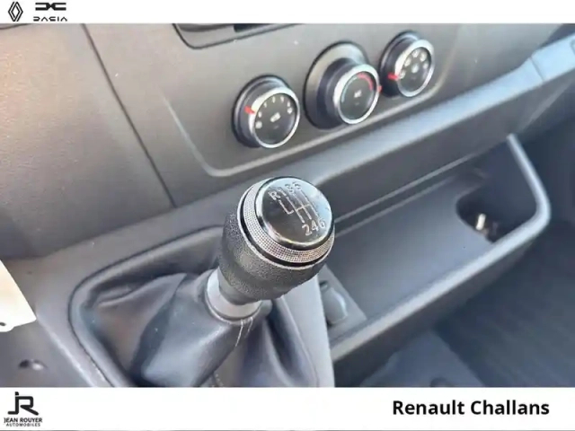 Renault Master fg f3300 l1h1 2.3 blue dci 135ch grand confort euro6 — photo 6