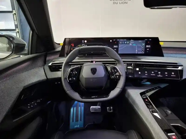 Peugeot 5008 electrique 210 ch 73 kwh — photo 26