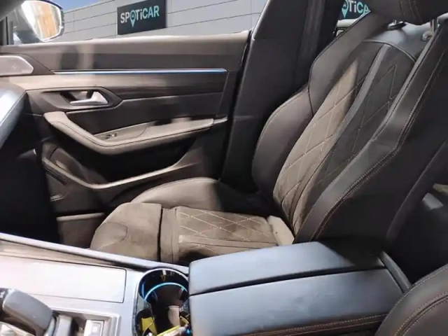 Peugeot 508 sw hybrid 225 e-eat8 gt pack — photo 9