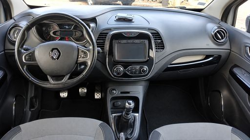 Renault Captur 1.5 dCi 110 - Intens – 2016 – 104892 km – Diesel – Boîte Manuelle — photo 19