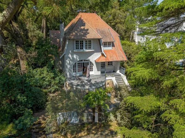 Vends villa - 177.49m² - 8 pièces, 5 chambres - La Baule-Escoublac 44500