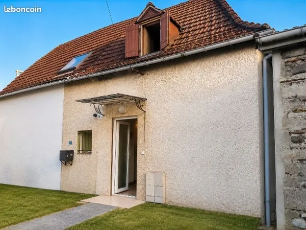 Maison T2 avec jardin proche Trespoey