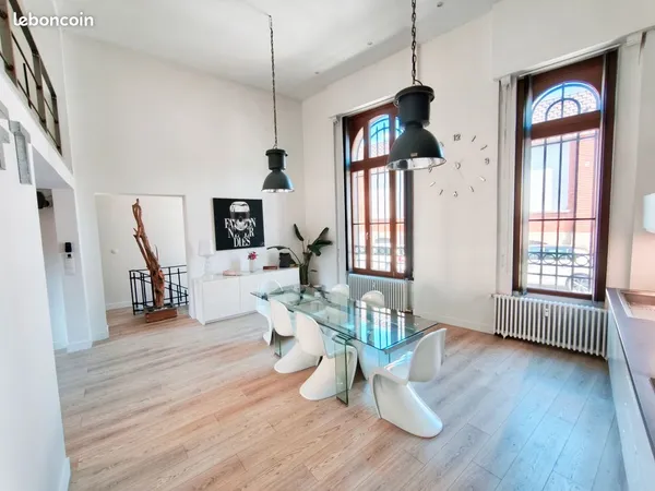 Appartement de 156 m² Loi Carrez - 3 chambres / bureau, Parking privé & DPE C - Hyper-Centre Armenti