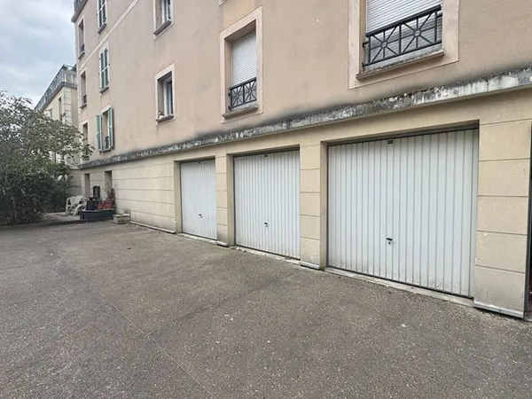 Parking 15 m²