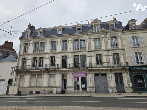 Appartement 6 pièces 195 m²