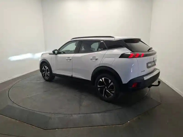 Peugeot 2008 bluehdi 110 s&amp;s bvm6 — photo 2