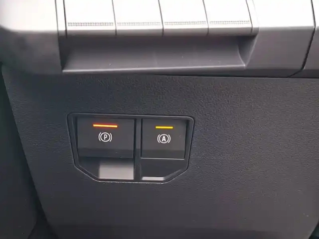 Renault Megane e-tech 220 ch autonomie confort — photo 35