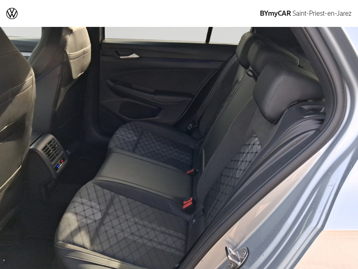 Volkswagen Golf 1.5 eTSI EVO2 150 DSG7 — photo 13