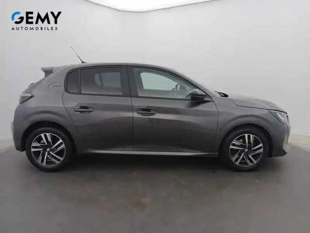 Peugeot 208 puretech 100 s&amp;s eat8 — photo 12