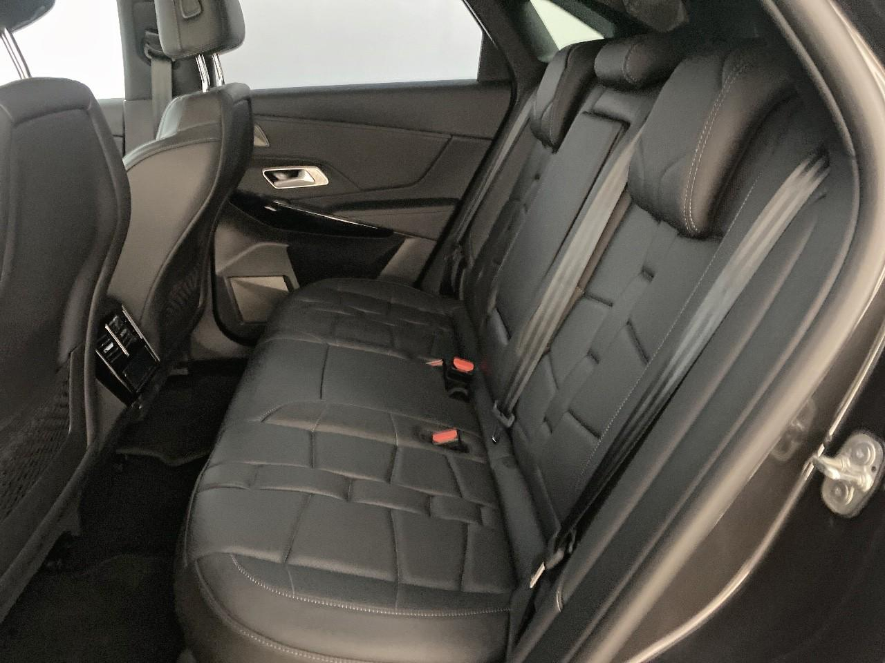 Ds Ds 7 crossback bluehdi 130 eat8 etoile — photo 10