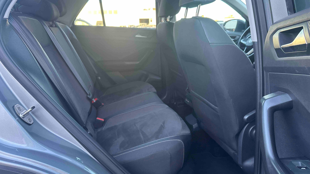 Volkswagen T-Roc 1.5 TSI EVO 150 Start/Stop DSG7 — photo 23