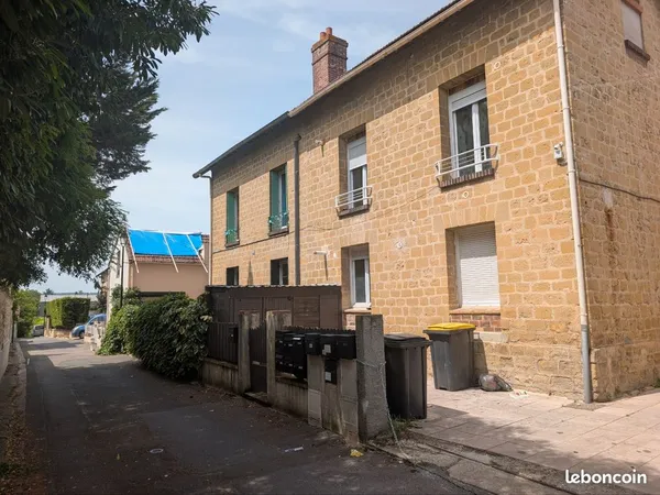 Studio 15 M2 Cergy 95000 Quartier Bords de Seine