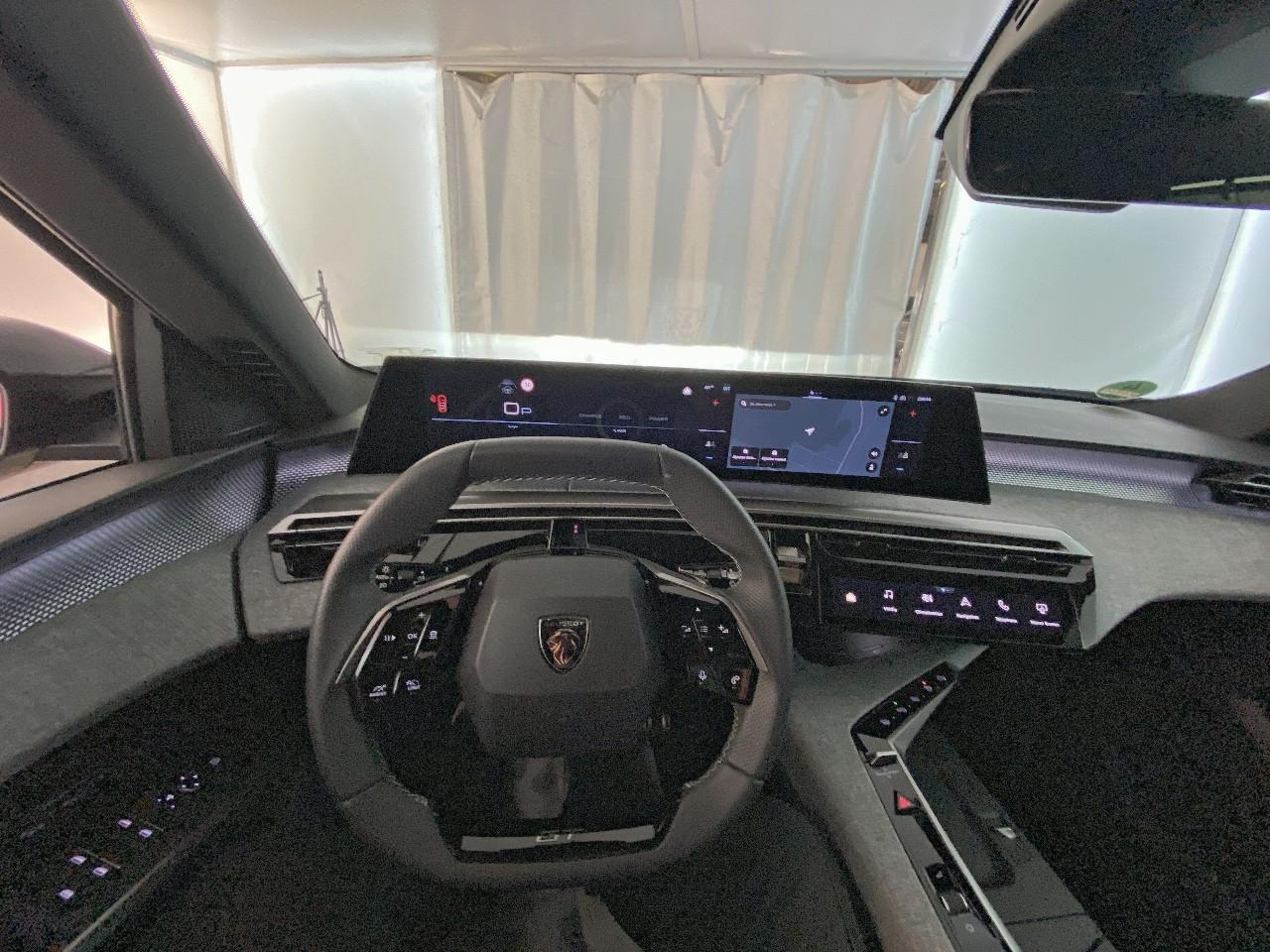 Peugeot 5008 hybrid 145 ch e-dcs6 gt — photo 12