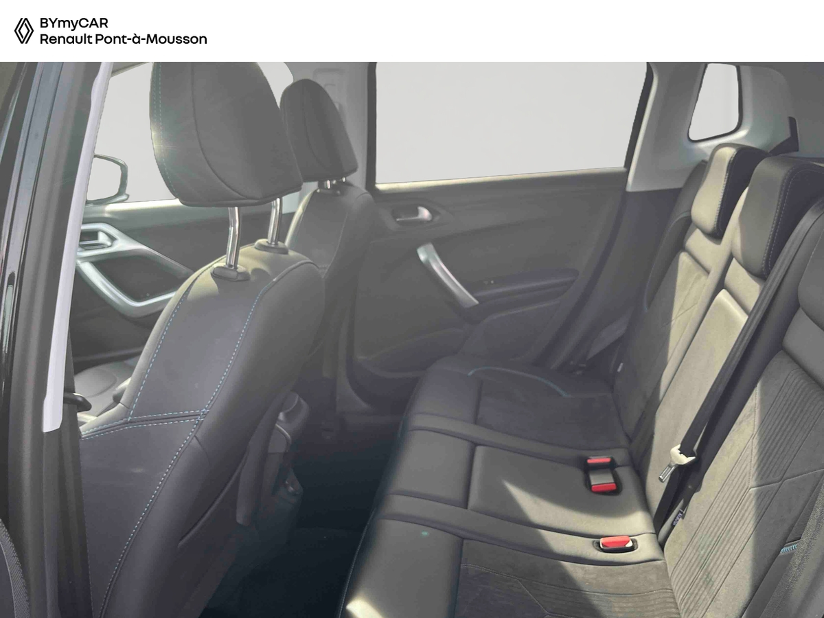 Peugeot 2008 PureTech 110ch S&amp;S EAT6 — photo 12