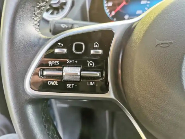 Mercedes Gla 250 e business line 8 g-dct — photo 20