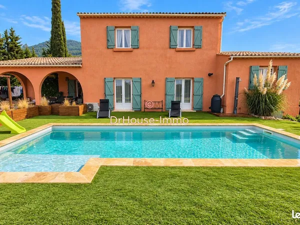 Villa 6 pièces 153 m²