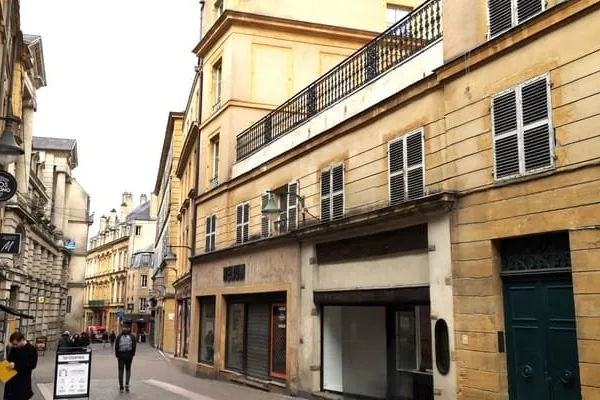 Appartement Metz 3 pièces en duplex avec terrasse et cave METZ HYPER CENTRE