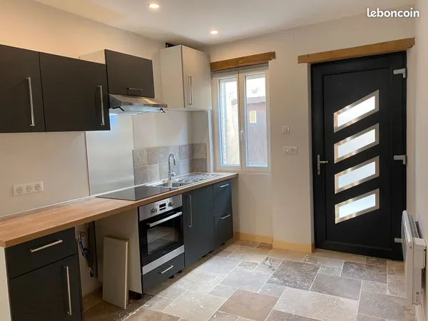 Maison de 60 m² au coeur de Briatexte