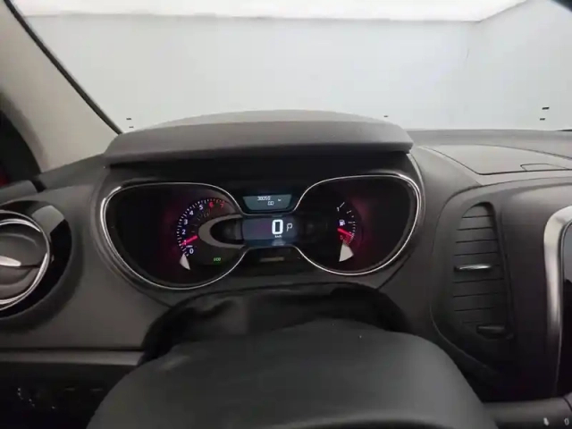 Renault Captur tce 150 fap edc — photo 409