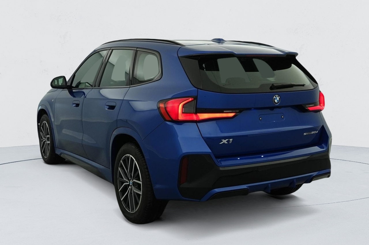 BMW X1 — photo 3