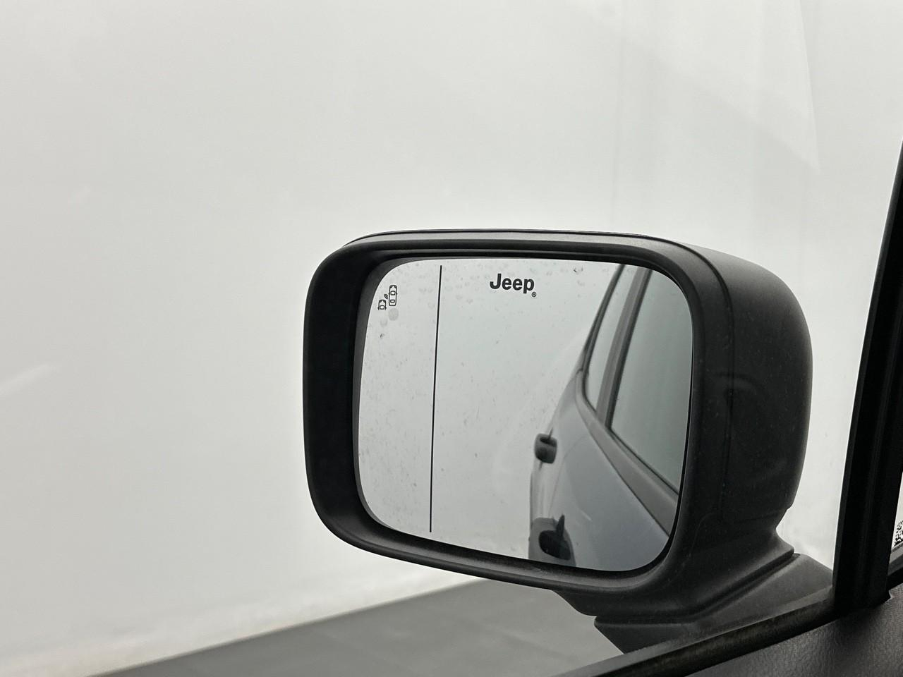 Jeep Renegade 1.5 turbo t4 130 ch bvr7 e-hybrid altitude — photo 15