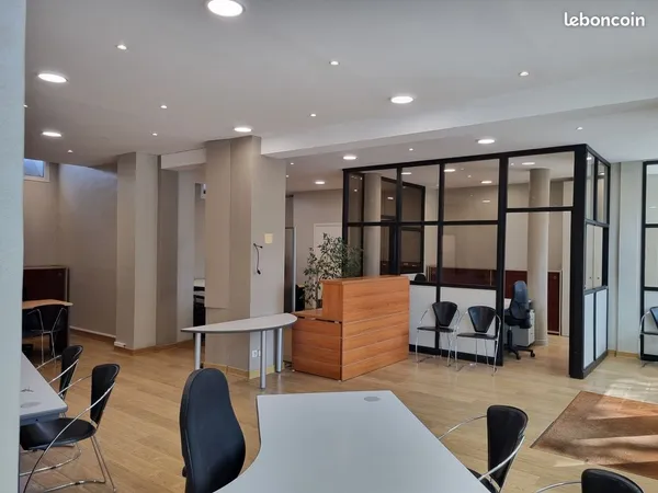 Face mairie dunkerque 166 m²