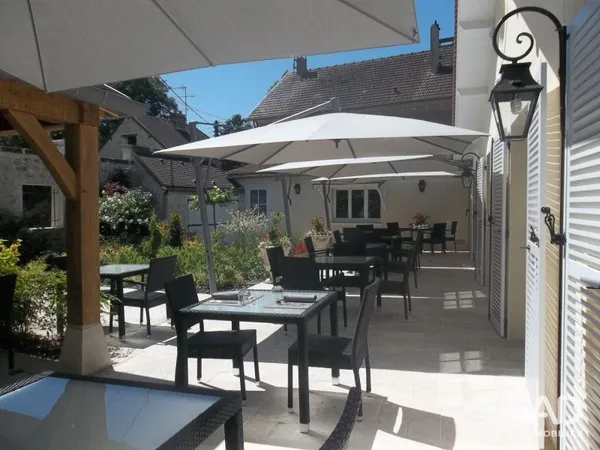 Fonds de commerce 330 m²
