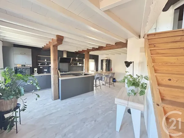 Maison 4 pièces 206 m²