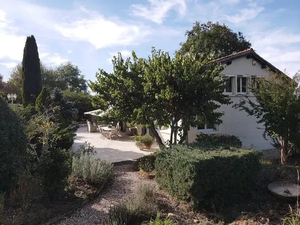 Maison 8 pièces 195 m²