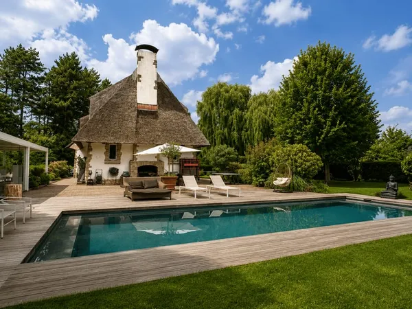 Maison 10 pièces 309 m²