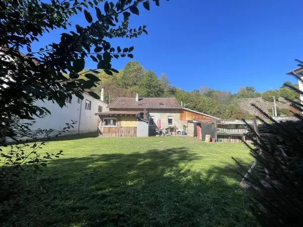 Maison 1 pièce 152 m²
