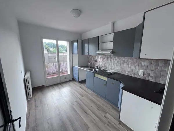 Appartement 4 pièces de 102 m² avec jardin à Valbonne