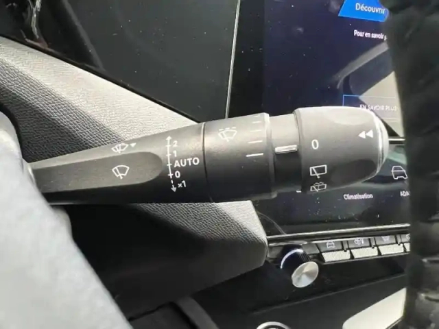 Peugeot 308 1.2 puretech 130ch s&amp;s allure pack eat8 — photo 9