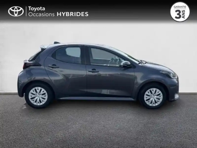 Toyota Yaris 116h dynamic 5p my22 — photo 5