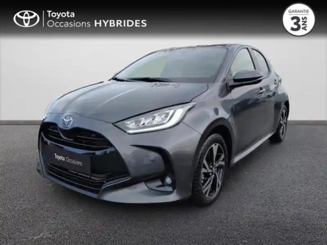 Toyota Yaris 116h design pack confort 5p my25