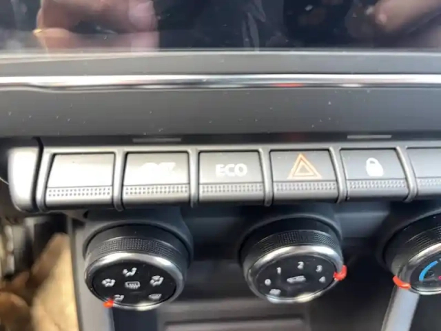 Renault Clio eco-g 100 ch gsr2 — photo 34