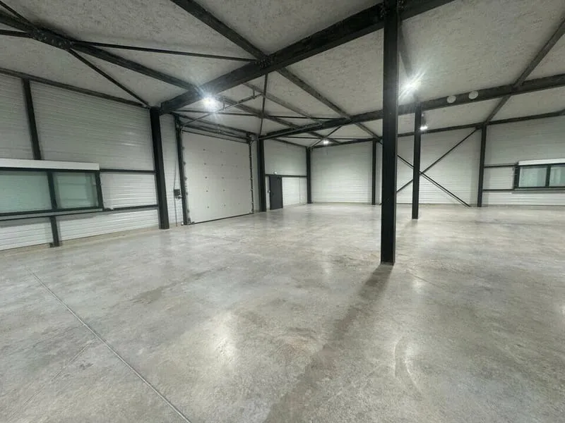 Photo 1