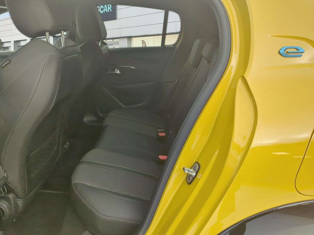 Peugeot 208 electrique 50 kwh 136ch gt — photo 10