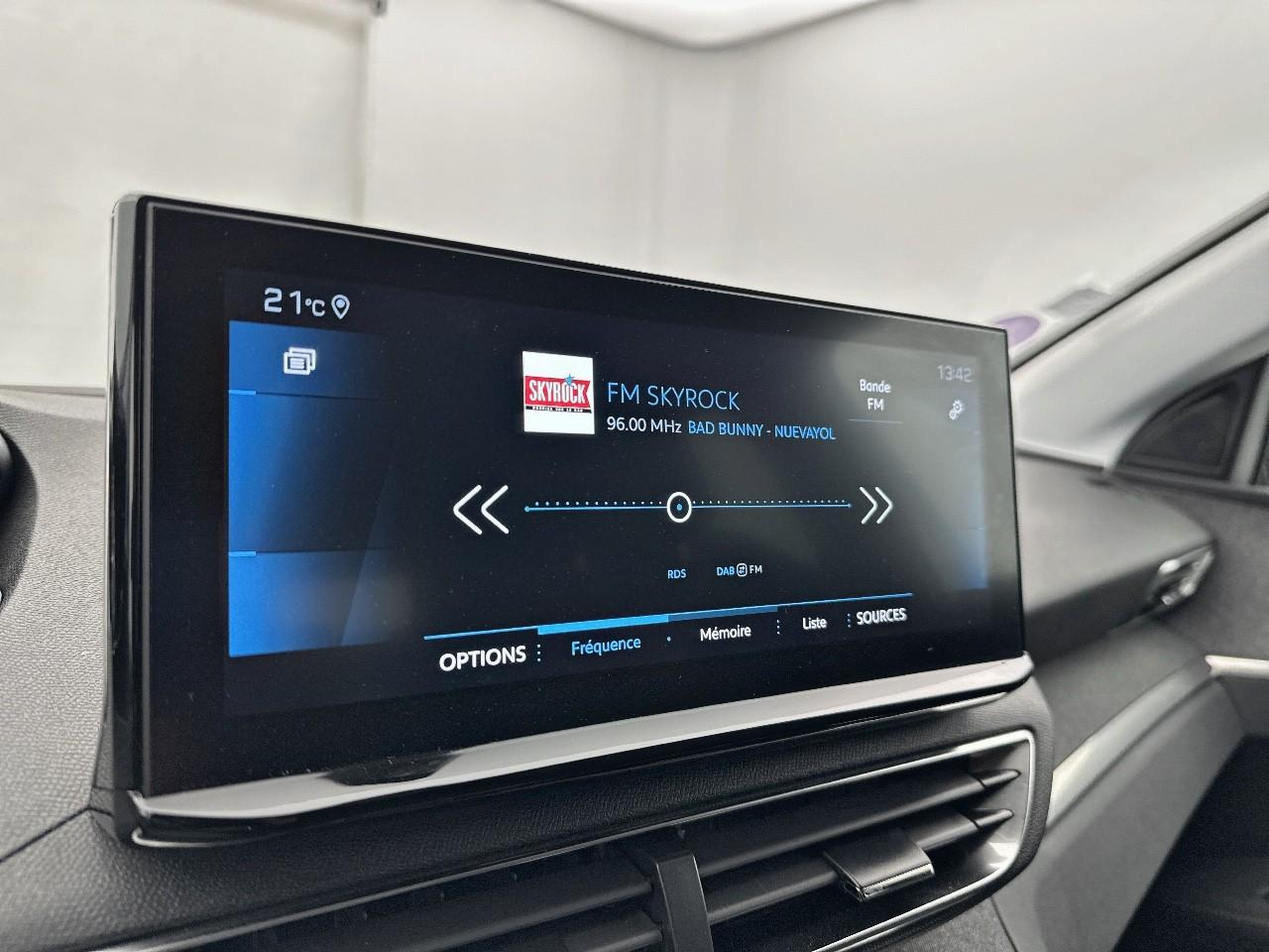 Peugeot 3008 puretech 130ch s&s eat8 roadtrip — photo 23