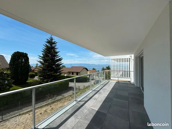 Appartement T4 de 88m² vue lac à Évian-les-Bains